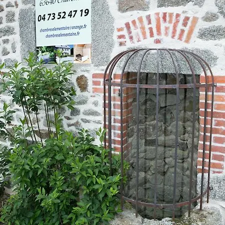 Chambres D'hotes Elementaire Oda ve Kahvaltı *